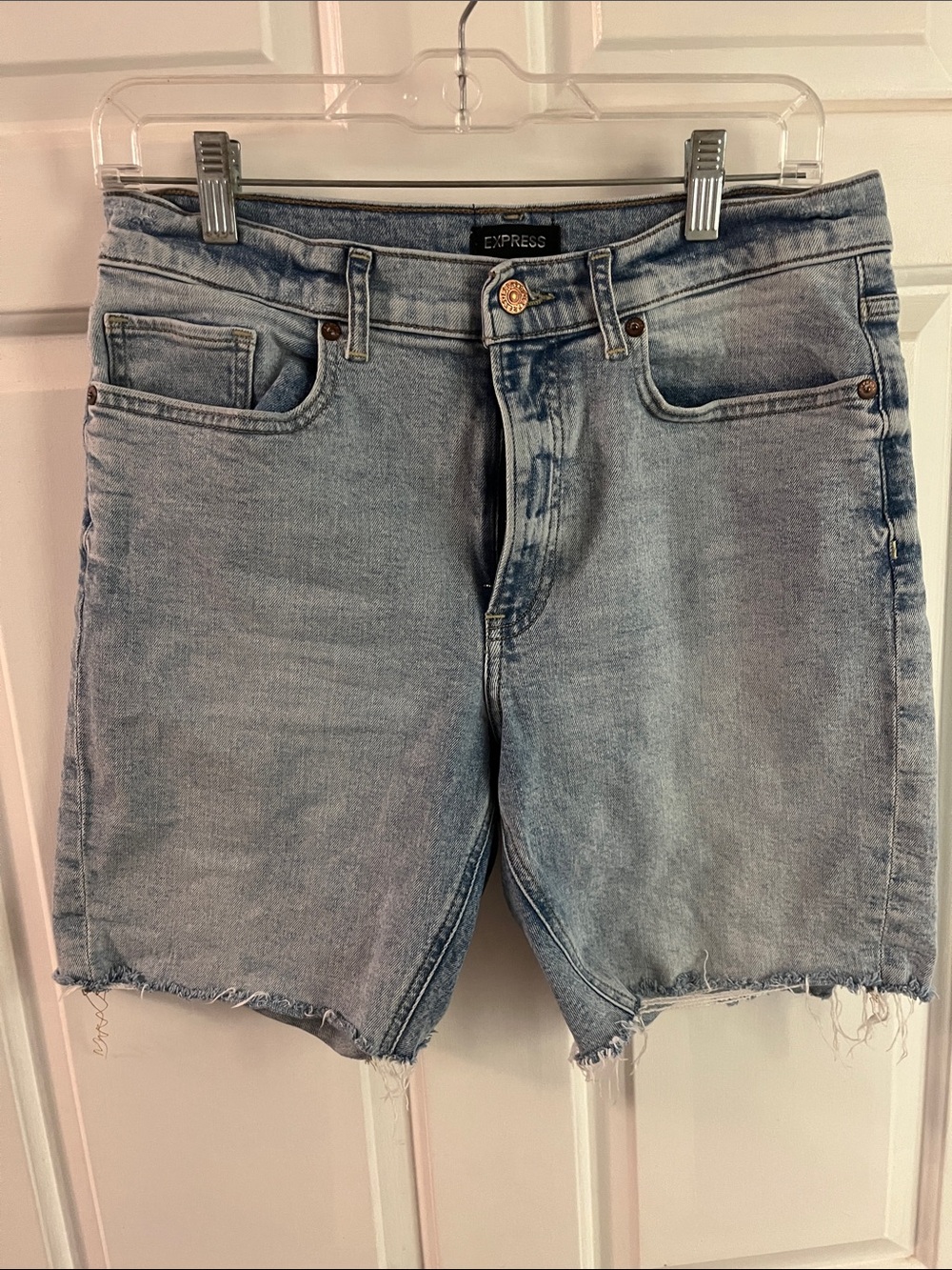 Women’s Express size 6 Light Blue Denim Cutoff Shorts